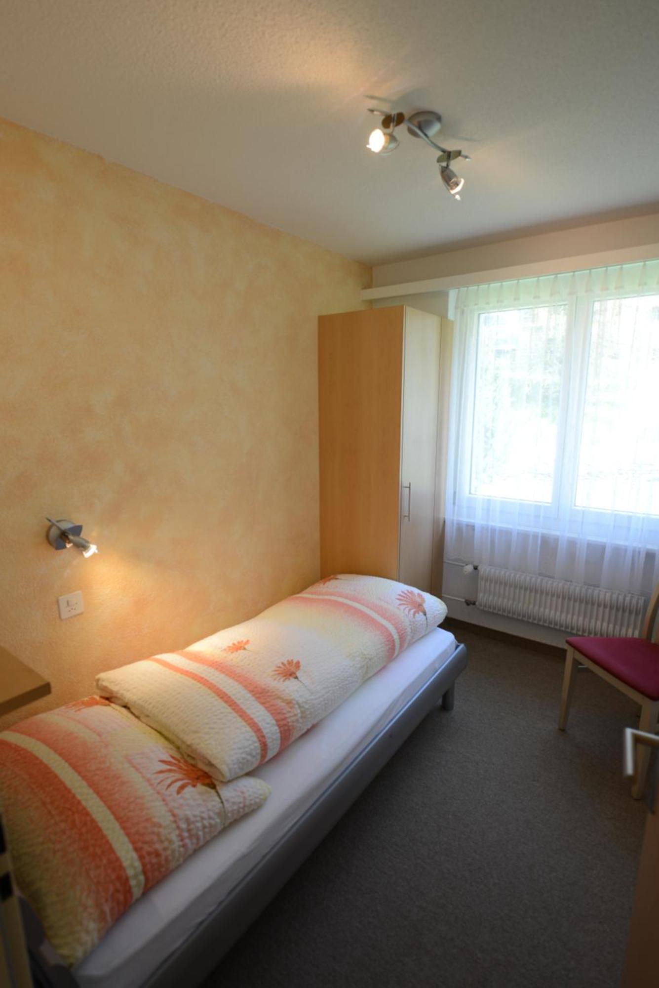 Haus Kandahar Saas-Fee Zimmer foto