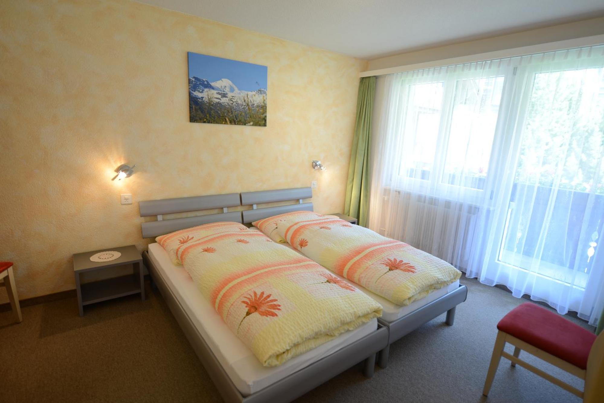 Haus Kandahar Saas-Fee Zimmer foto