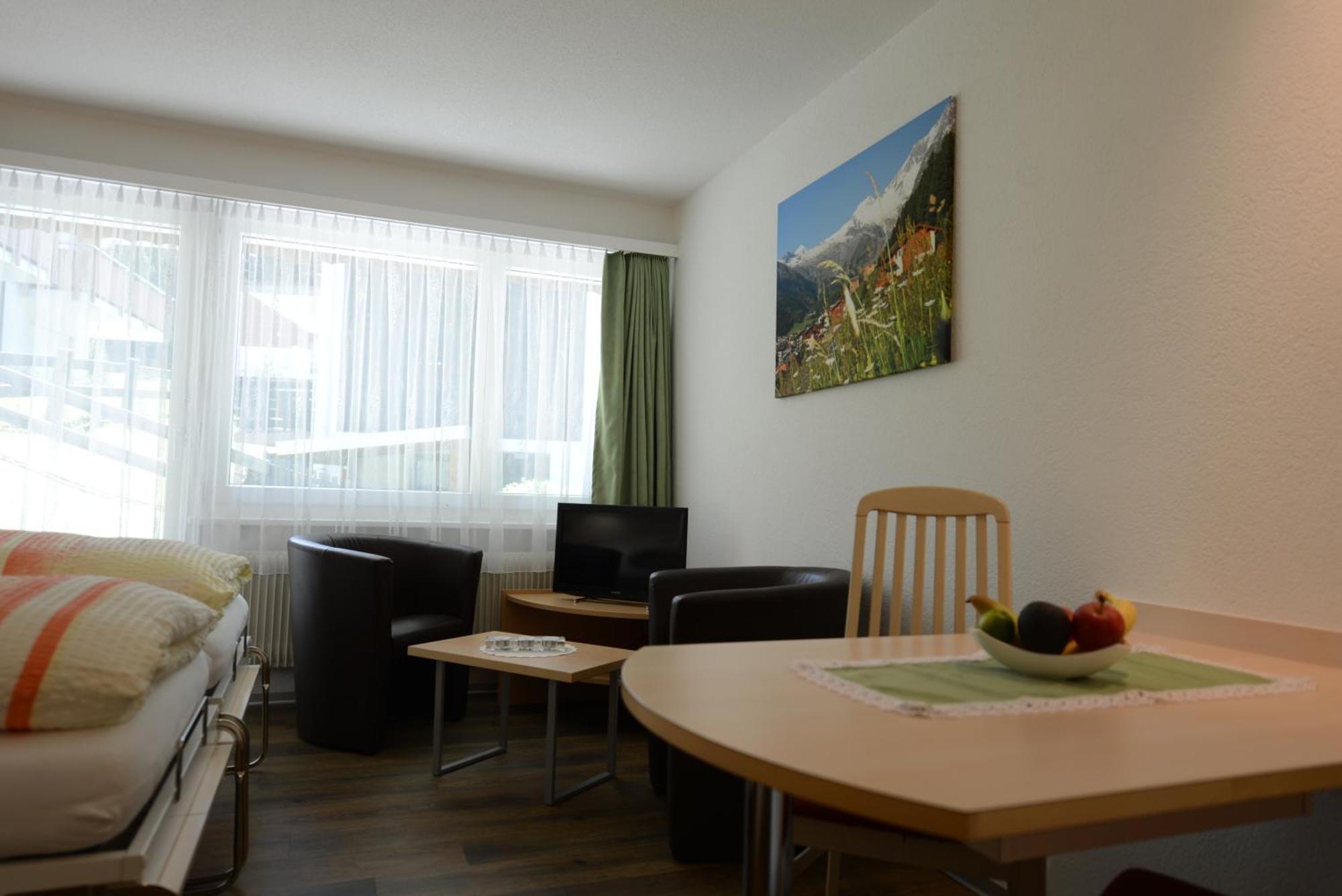 Haus Kandahar Saas-Fee Zimmer foto
