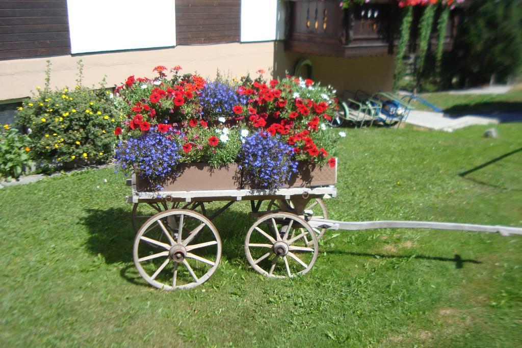 Haus Kandahar Saas-Fee Exterior foto